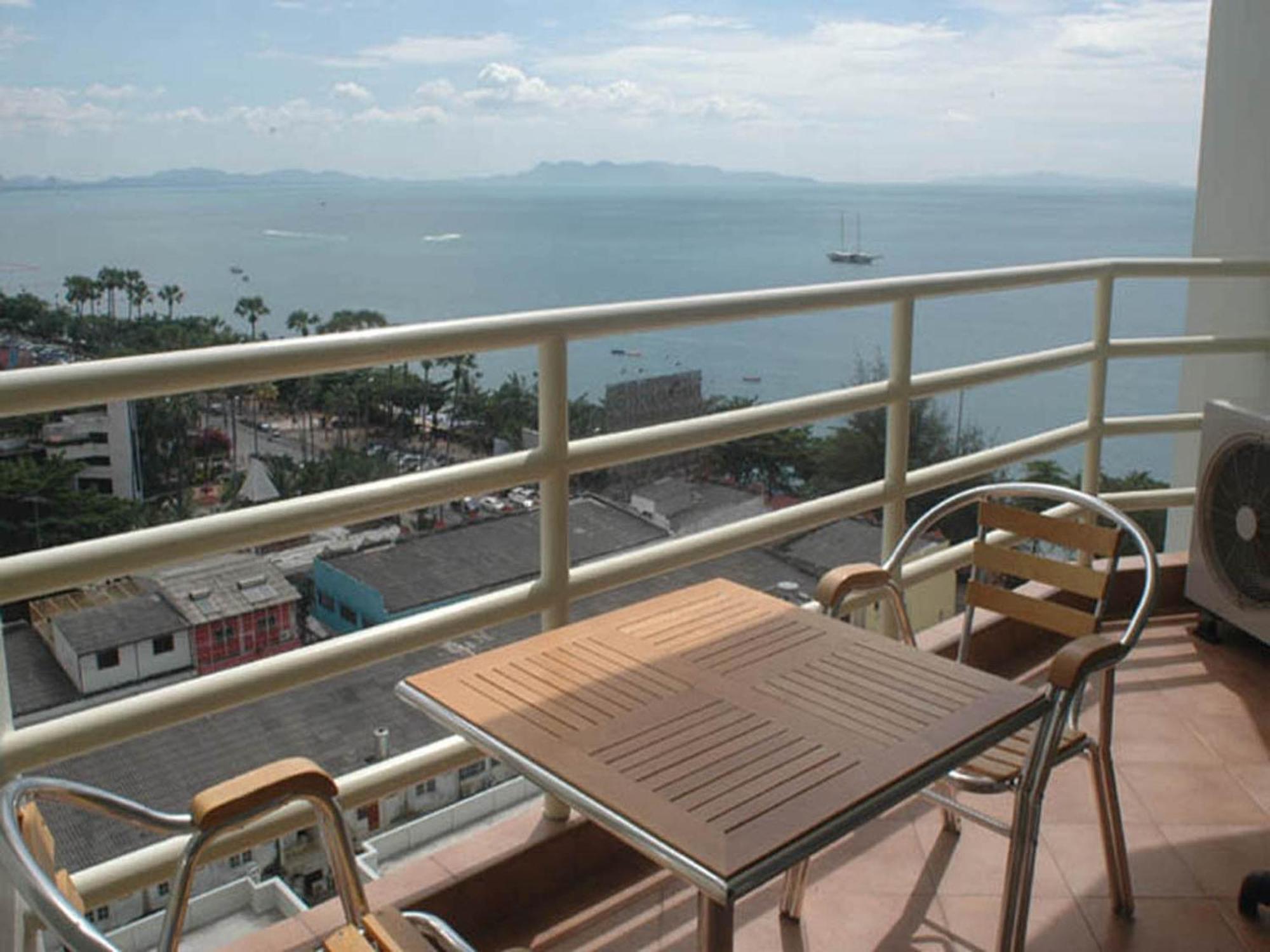 Apartments At View Talay Pattaya Cameră foto